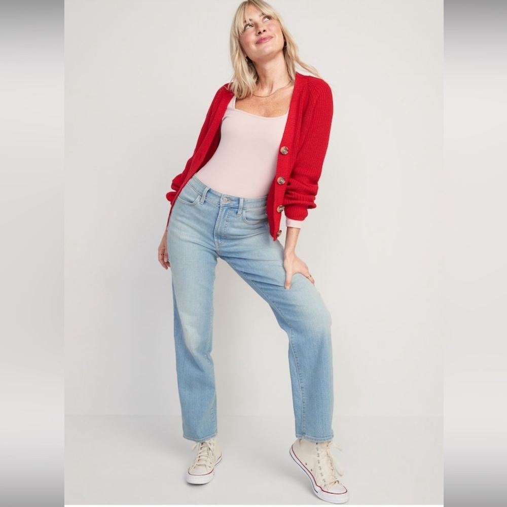 NWT Old Navy High-Waisted Wow Loose Jeans - Size 6 Regular